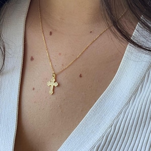 Dainty Cross Necklace, Cross Pendant, Cross Necklace for Women, Christian Necklace, Religious Jewelry, Simple Layering Necklace,Gift for Her