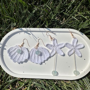 Crochet shell/starfish earrings, crochet jewelry, Gift for her, Beach Jewelry, Sea Inspired Earrings, Ocean Theme Accessories