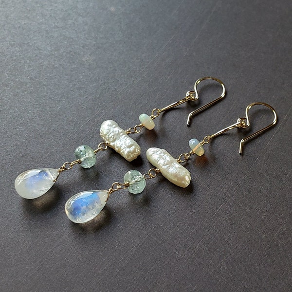 Boucles d'oreilles pendantes pierre de lune Biwa, pendantes aigue-marine opale, boucles d'oreilles pendantes irisées