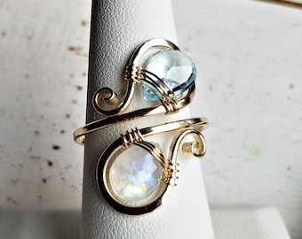 Blautopas Drahtring, einstellbarer Regenbogen Mondstein Ring, Paisley Drahtring, November Geburtsstein Ring