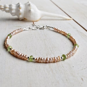 Pink Seed Pearl Bracelet, Tiny Pink Green Pearl Anklet, Pearl Peridot Bracelet, Adjustable Pearl Bracelet