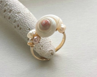 Adjustable Shell Ring, Wire Beach Ring, Seashell Ring, Pink Pearl Wire Ring, White Shell Ring, Pink White Gold Ring
