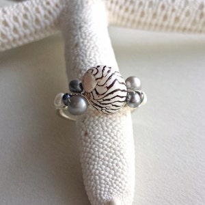 Black White Shell Ring, Grey Pearl Wire Ring, Adjustable Wire Shell Ring