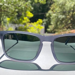 Vuarnet VL1619 Polarized Sunglasses – Grey Frame – French Designer Eyewear – Mineral Glass Lenses – Made in France