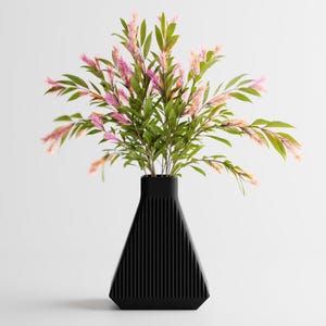 Vase Striato | Textured Modern 3D Printed Vase | Aesthetic Home Decor Accessory | Gift Idea