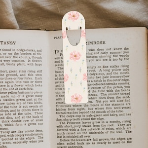 Watercolor Floral Bookmark | Soft Pastel Wildflower Print | Romantic Aesthetic Bookmark | Pink Cottagecore Reading Accessory