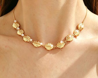 Beach Wedding Pearl Choker | Bridesmaid Gift Gold Shell Pearl Necklace | Coastal Bridal Jewelry for Brides
