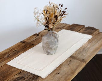 Camino de mesa pequeño de algodón de 30 x 76 cm: camino rústico estrecho para consola o mesa auxiliar, de 25 o 30 cm de ancho, borde con flecos estilo granja, beige arena.