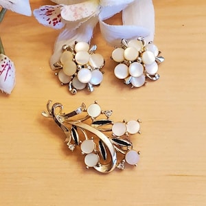 Mother of Pearl Brooch Set, Matching, Light Gold Tone, Embellished, Mother of Pearls, Rhinestone Accents, Vintage Matching Brooch Set