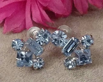 CORO Blue Rhinestone Earrings, Exquisite Style, Screw On, Silver Setting, Excellent Style, Screw On Coro Earrigs, Exquisite Blue Rhinestone