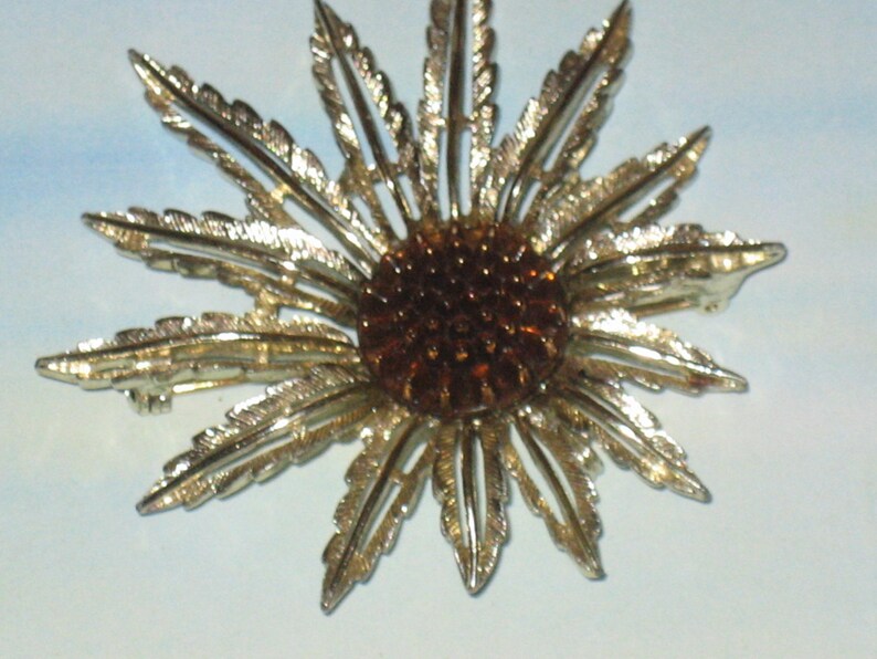 SARA COVENTRY Flower Brooch Designer Sarah Coventry Brooch Brown Bud Flower Pattern Stamped Flower Brooch CLEARANCE Gold Tone