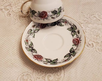 Hammersly and Co Saucer Set, Bone China Saucer and Plate, England, China, Collectible Set, Floral Pattern, Gold Trim Plate and Cup