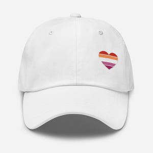 Boné de beisebol do Orgulho Lésbico – Chapéu de algodão macio com coração da bandeira lésbica