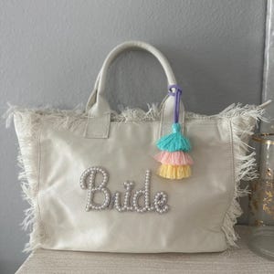 Bridesmaid Tote, Tote for Bride, Gift for Bride, Fringe Bag with pearls, Honeymoon Bag, Honeymoon gift for Bride, Personalized Bride Tote