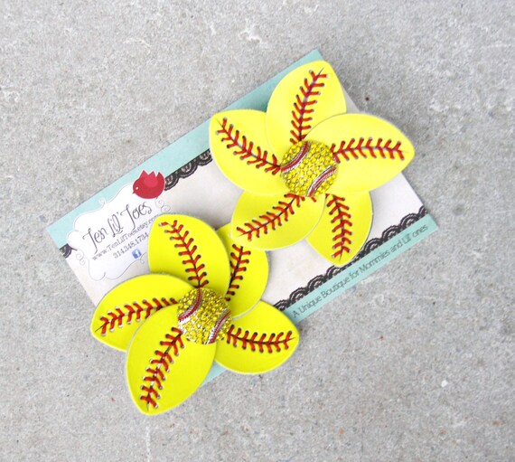 Items similar to Softball Flip Flop Clips Softball Mom Accessory