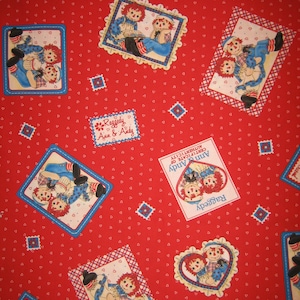 Tessuto Raggedy Ann e Andy con certificato di autenticità (toppa classica) 18 x 44 pollici