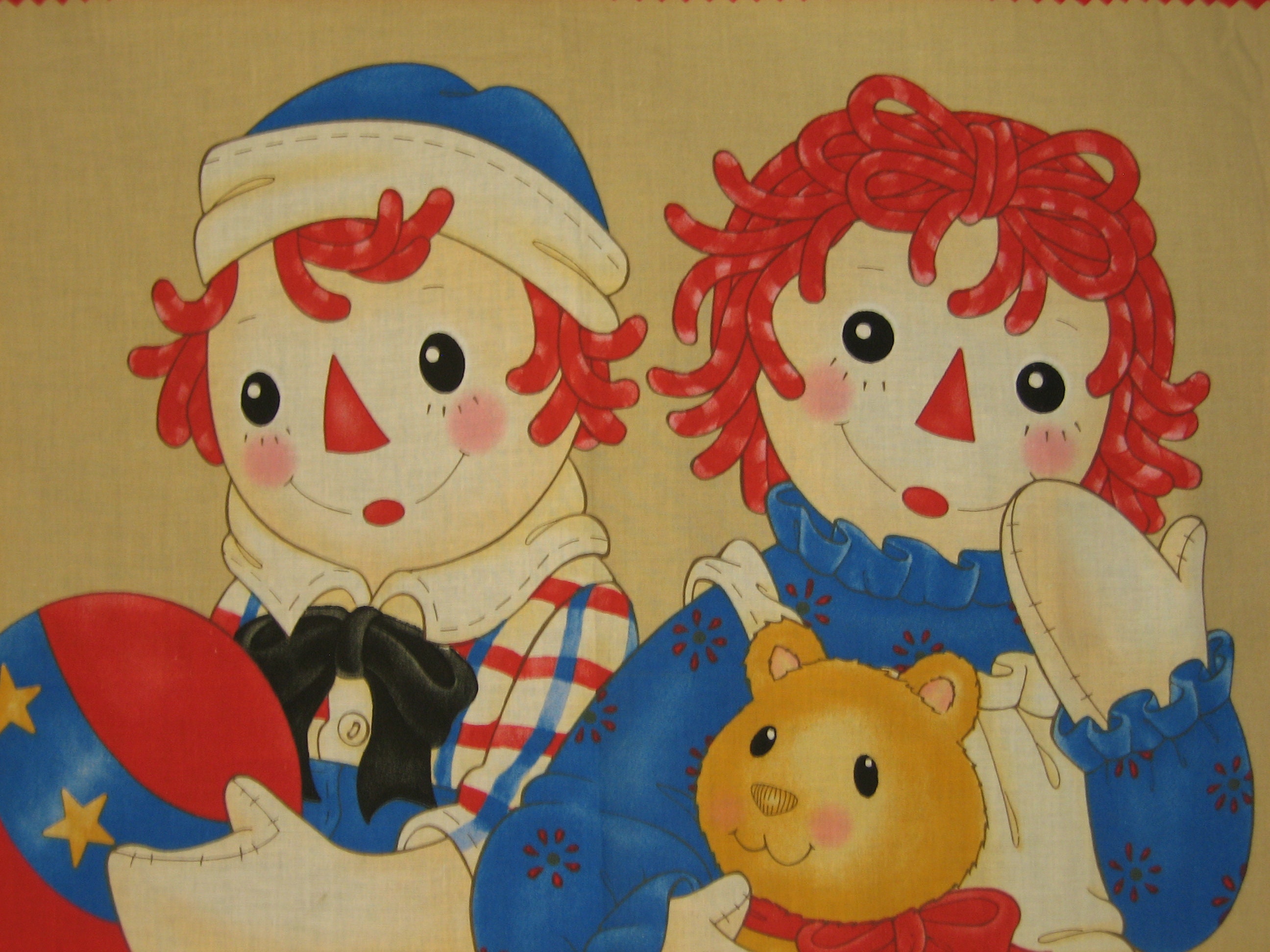 REDUCED PRICE : Raggedy Ann and Andy Wall Panel ( Daisy Kingdom