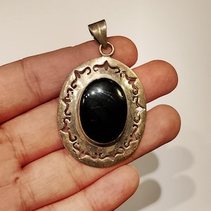 Vintage: natural black onyx Pendant 925 Sterling Silver pendant gemstone necklace gift for women