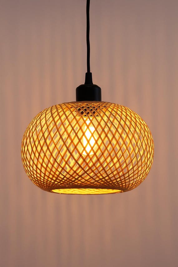 Handmade Woven Bamboo Pendant Light – Boho Style Rattan Lamp