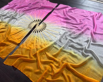 Conjunto de abanicos de seda UV del Orgullo Lésbico ** con gran descuento - defectos de tela y manchas de tinte ** - Varillas de tamaño Wisp de 12,2" - Velos cortos de 37"