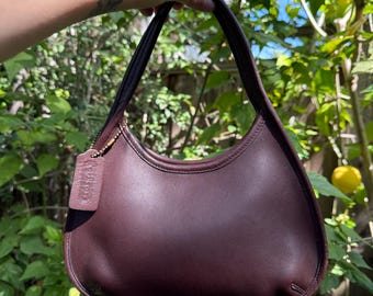 Vintage Mahogany Coach Mini Ergo Style No. 9027