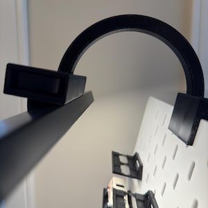 Rechargeable Magnetic LED Light with Remote for IKEA Skådis | 3D Printed Holder for Pegboard Lighting | Wireless Task Lamp Organizer