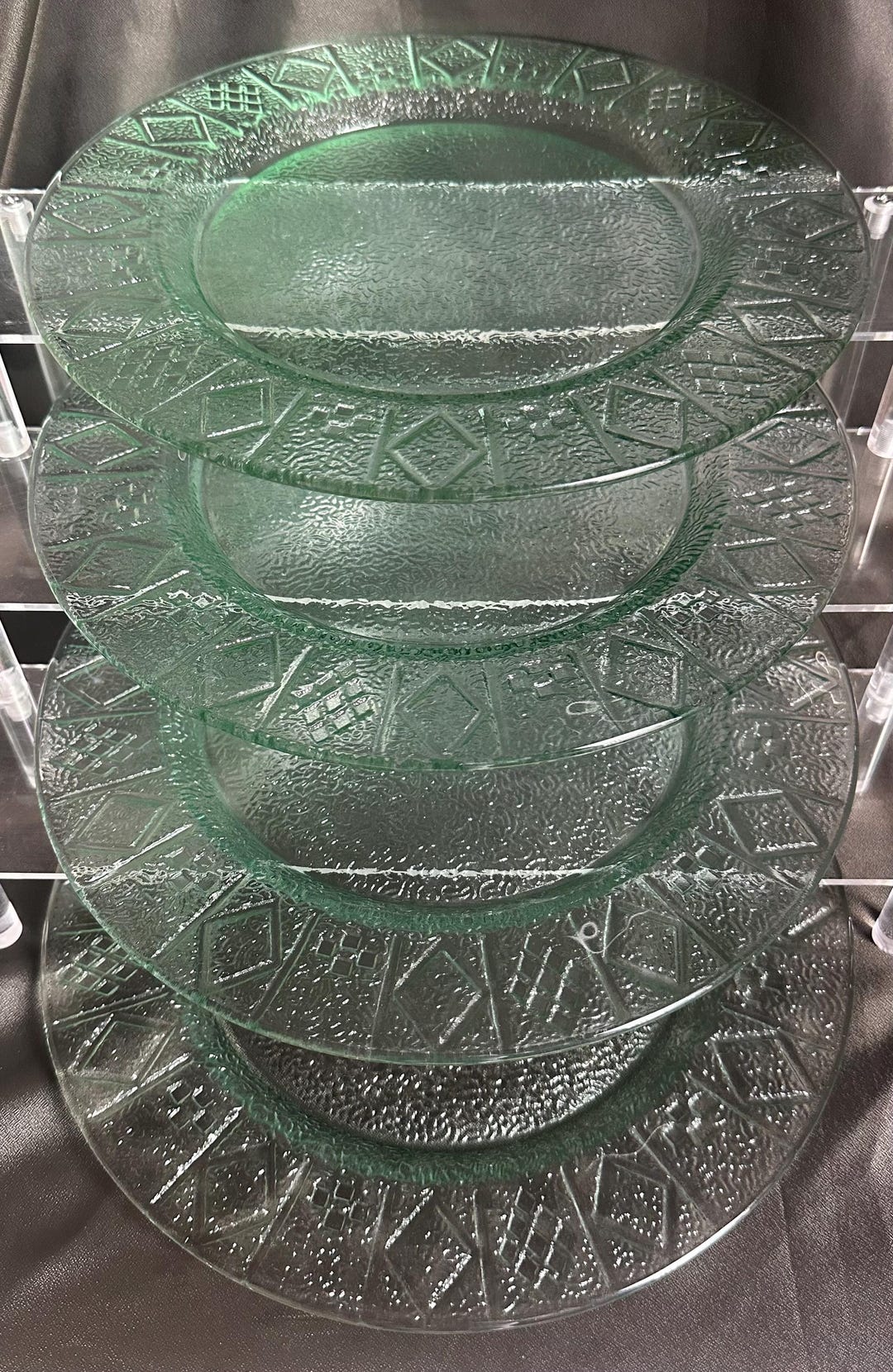 Vintage Indiana Glass Aztec Green Dinner Plates 9.75” - Set of 4 - MCM ...
