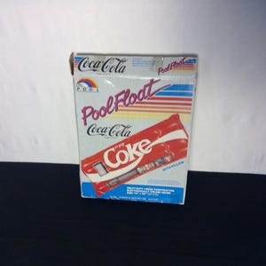 Vintage 1988 Coca-Cola Genieße Cola Verkaufsautomat Pool Float
