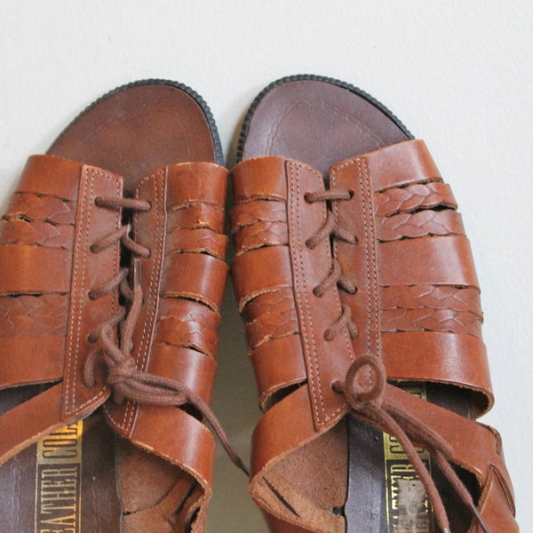 Leather Gladiator Sandals  /  Lace Up Peep Toe Sandals  /  Vintage 90s  /  5