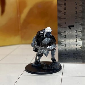 Drow Fighter Ranger male DND mini dark elf swordsman pre painted Ready to Ship