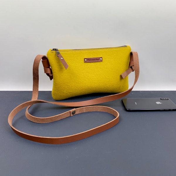 Felt yellow crossbody bag - small ochre yellow zipper shoulderbag in retro vintage colour