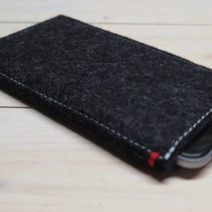 iPhone case, pure woolfelt felt iPhone 15 cover, natural and sustainable black felt cover for all iPhone models image 6