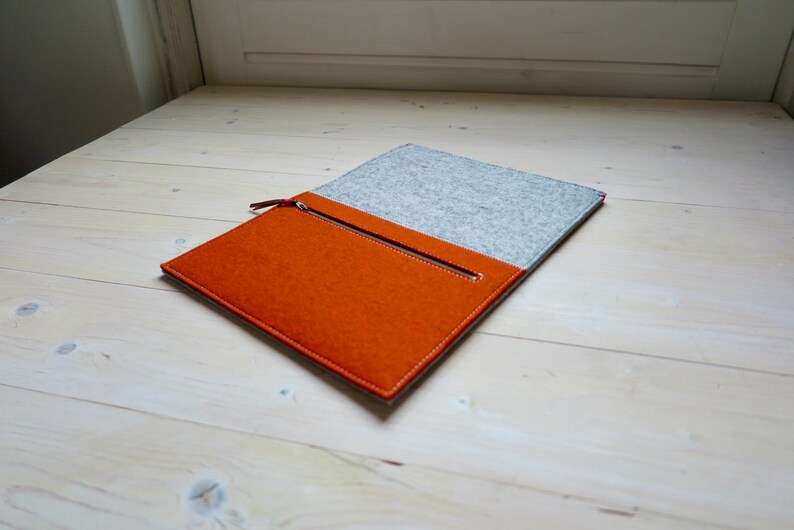 MacBook case, woolfelt two colours with zipper pocket image 5