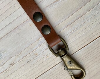 Leather lanyard in thick cognac brown natural leather