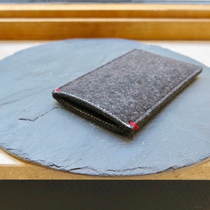 iPhone case, pure woolfelt felt iPhone 15 cover, natural and sustainable black felt cover for all iPhone models image 3