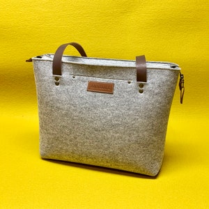Bolsa de feltro de lã: grande bolsa de compras cinza com alças de couro