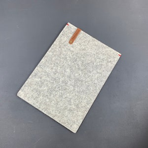 Felt sleeve for MacBook Pro 16&quot;, Pure wool case for MacBook Pro 14&quot;, felt protection for macbook 13&quot;, Dutch Design conscious materials,