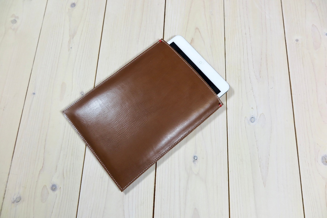LEATHER Ereader Cover, Kindle Case in Cognac Brown, Kobo Libra Sleeve
