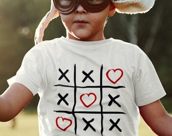 Valentine&#39;s Day Tic Tac Toe Shirt: Hearts Design, Kids Valentine Gift