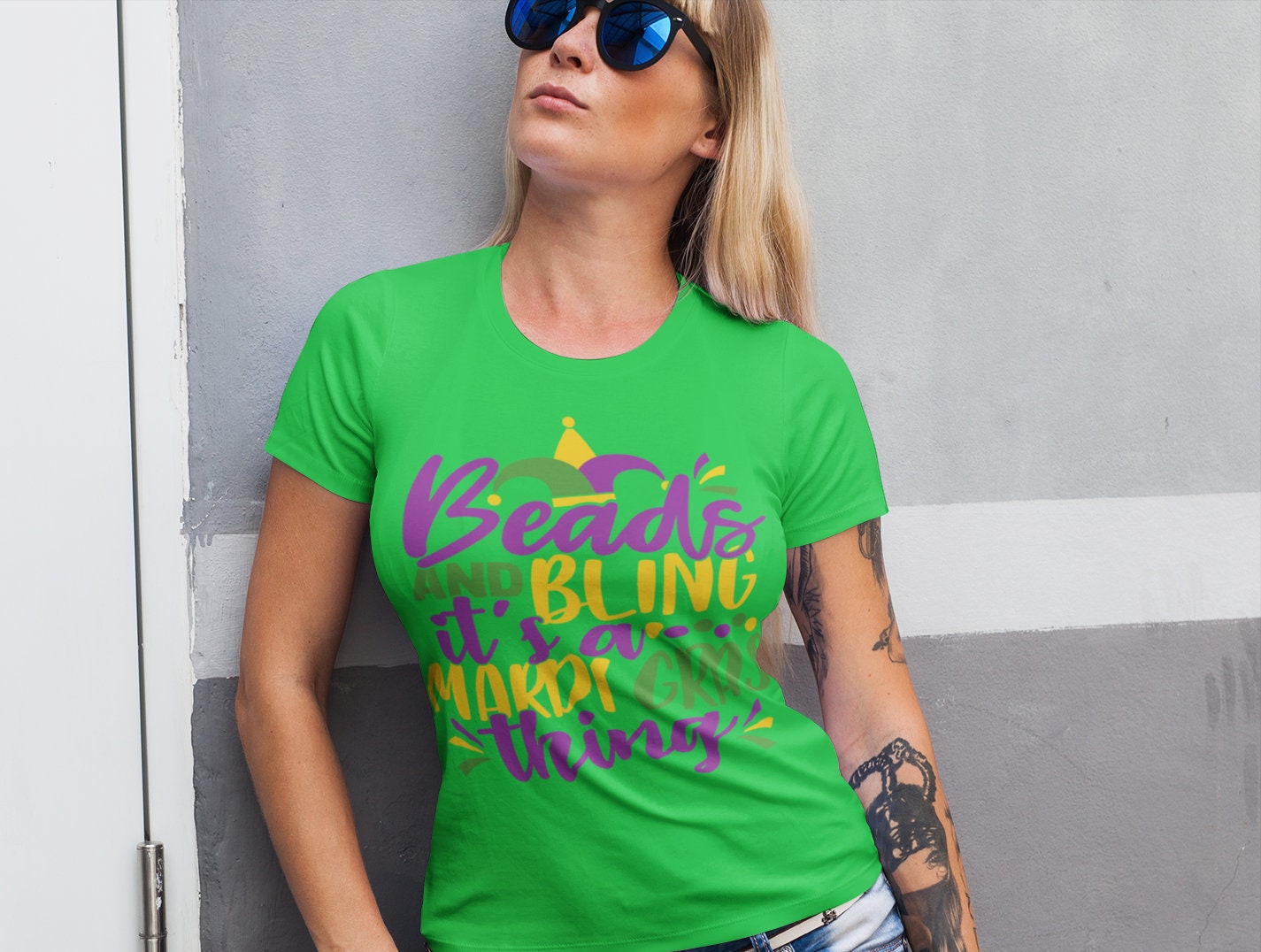 Ladies Mardi Gras Shirt - Beads and Bling its a Mardi Gras Thing text design  - Womens or mens sizes - Parade Party tshirt