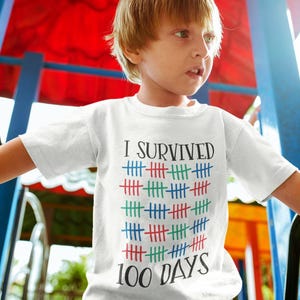 100 Days of School T-Shirt: Survived 100 Design