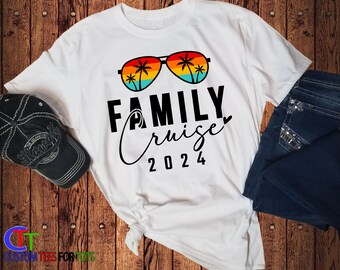 Family Cruise Shirts - Matching Holiday Shirts with Year - Retro Sunglasses Palm Trees Custom Tropical Vacation T-Shirts