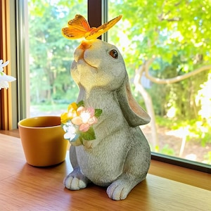 Solar Gartenhase Statue Gartenfigur: LED Schmetterling, Figur aus Resin