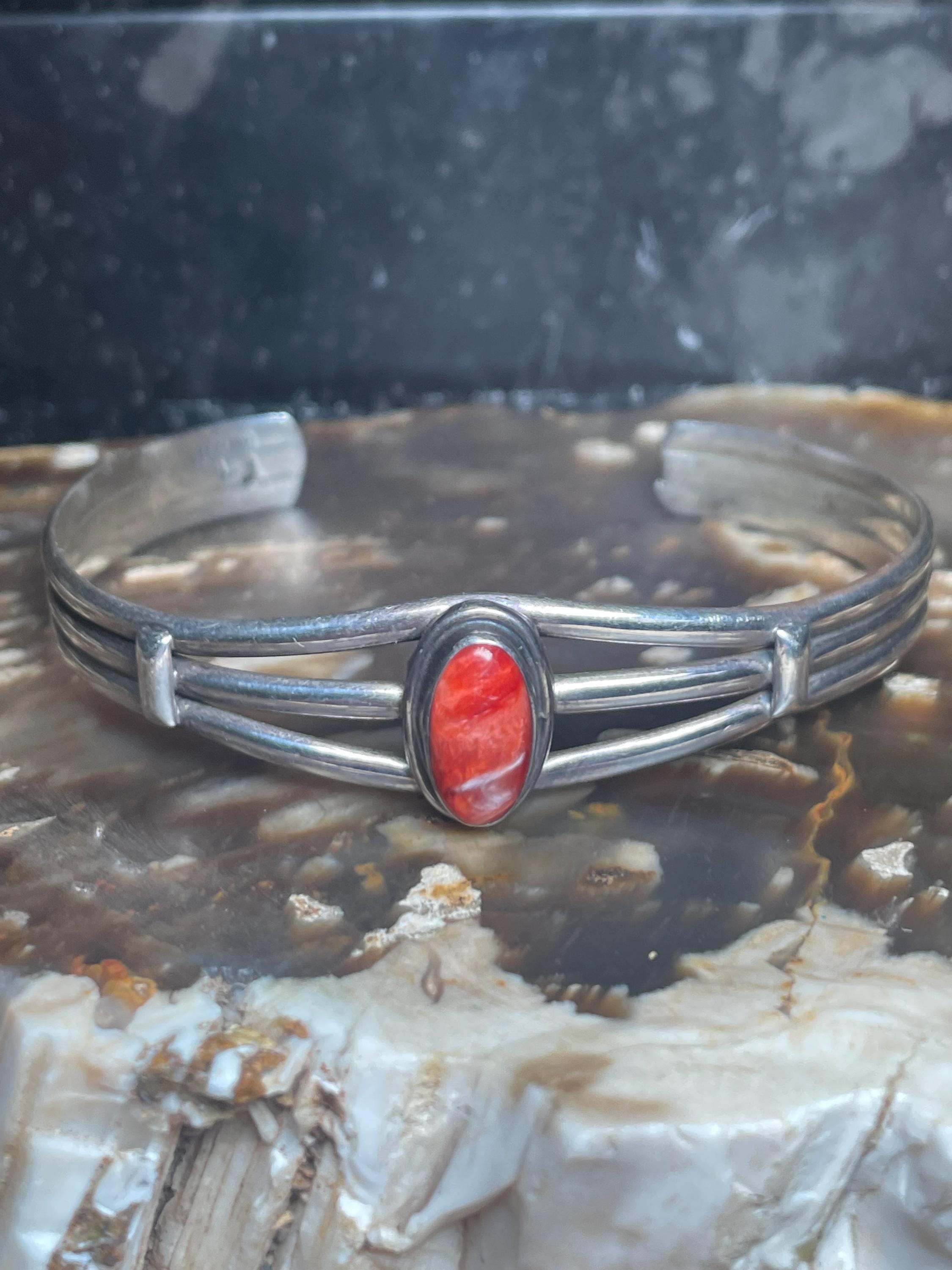ビンテージネイティブアメリカンシルバーブレスレットデザイン カフ ナバホ Leonard jim navajo - Etsy 日本