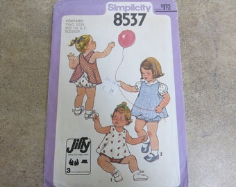 Vintage 1978 Simplicity Sewing Pattern 8537 / Girls Sundress, Jumper and Panties / Size 1/2 and 1