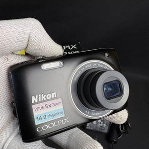 14 MP digitale camera: richten en fotograferen met 5x zoom + 8 GB SD-kaartbundel getest