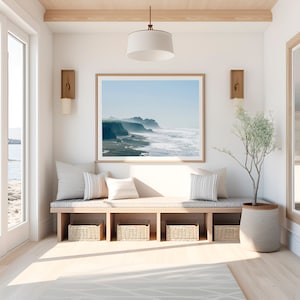 Fotografia de praia da Califórnia, decoração de casa costeira, impressão de litoral com neblina, arte de casa de praia, arte de parede náutica, arte de paisagem costeira
