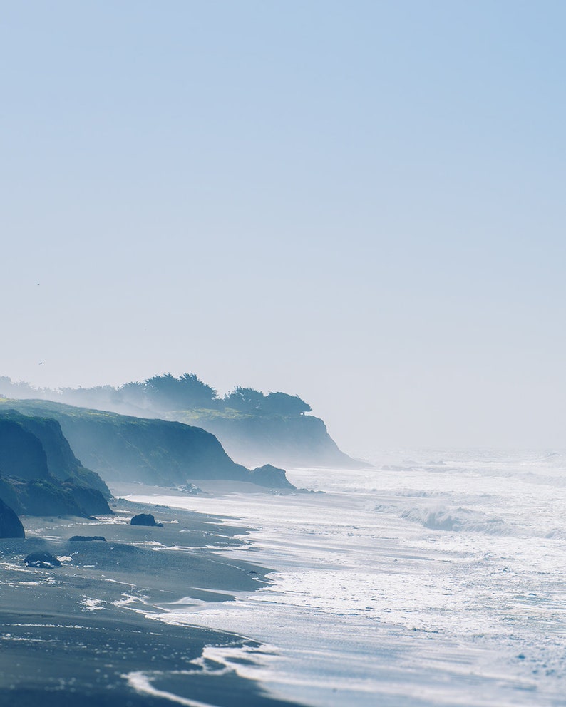 Fotografia della spiaggia della California, decorazione della casa costiera, stampa della costa nebbiosa, arte della casa sulla spiaggia, arte della parete nautica, arte del paesaggio costiero immagine 6