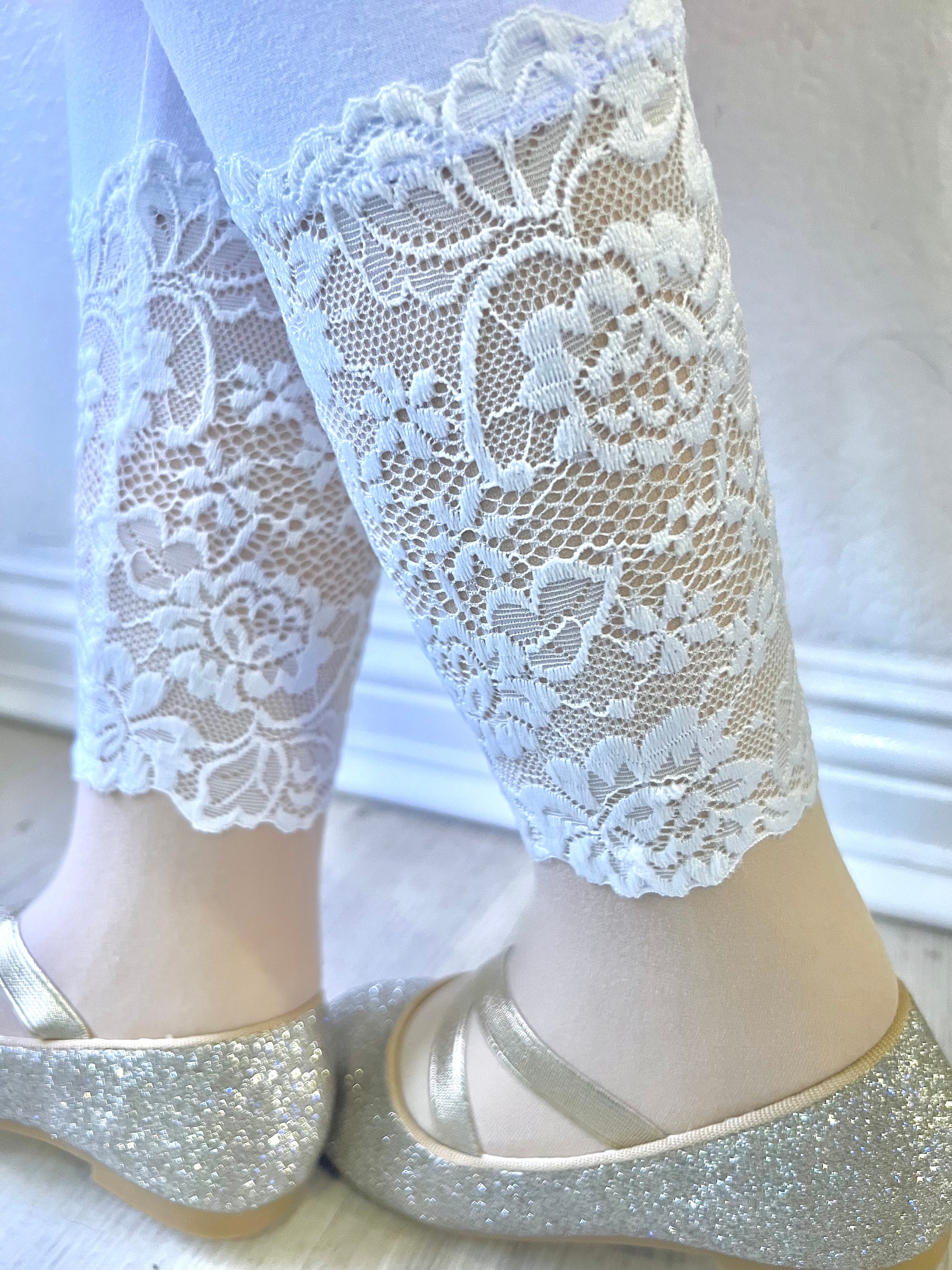 Lace Capri Leggings 