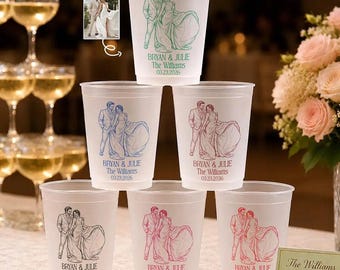 Bicchieri da matrimonio personalizzati con finitura satinata, bicchieri da matrimonio personalizzati con disegno della coppia, bicchieri per ricevimento degli sposi, bomboniere, regalo di fidanzamento